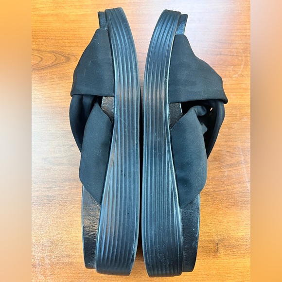 Donald Pliner Folley Black Knit Slide Sandals Chunky Platform Sz 10 Y2K - Picture 14 of 15